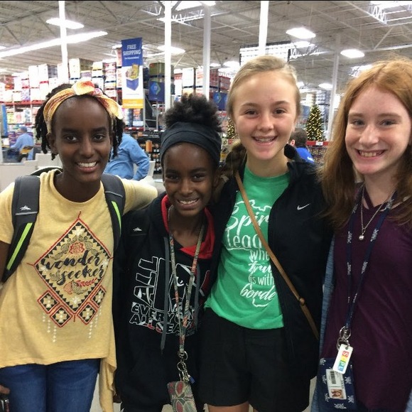 Meet your Posher, Ruby - Picture 1 of 1